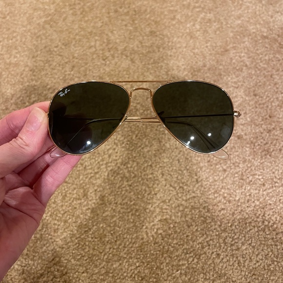 Ray-Ban Gold Aviator Sunglasses - Picture 3 of 16